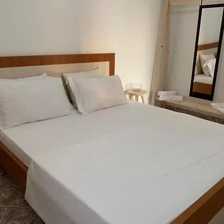 Apartment Kenza Sarandë